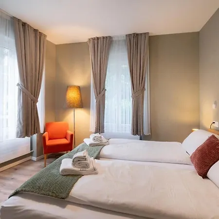 Betweenlakes Ground Fl * אינטרלאקן