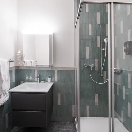 דירה Betweenlakes Ground Fl *